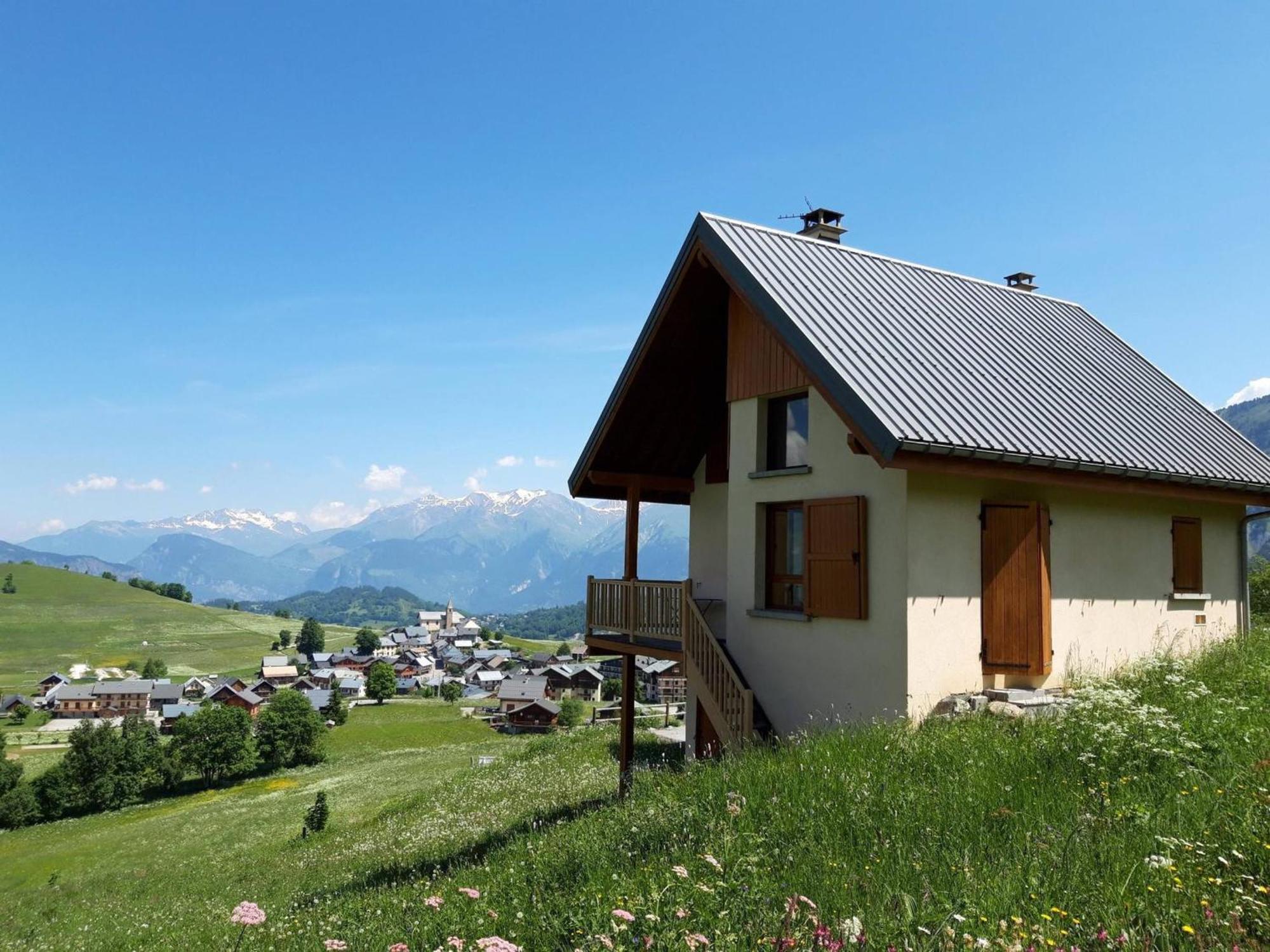 Chalet Confortable 2* Avec Poele A Granules Et Jardin, Accepte Animaux - Fr-1-618-16 Albiez-Montrond Exterior photo